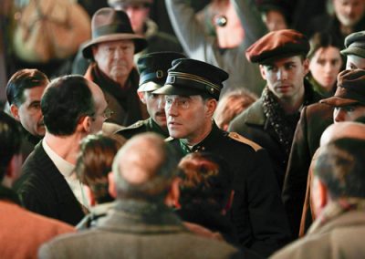 Ein Mann geht an seine Grenze