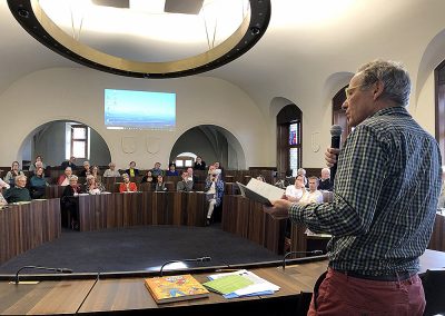 Von der Dialektik der Mundart